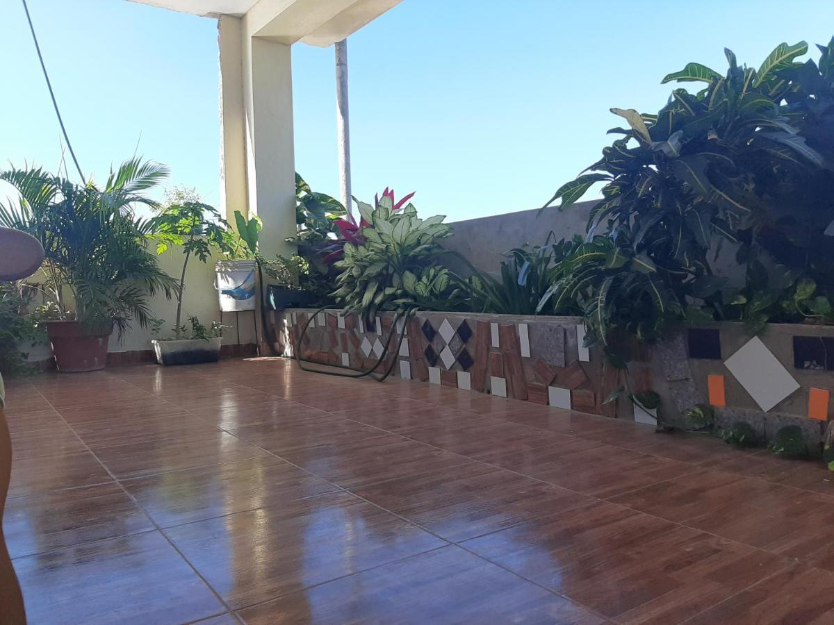 Hospedaje El Emperador Hotel Pucallpa Exterior photo